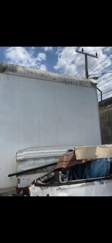16FT BY 8 BOX TRUCK CONTAINER 