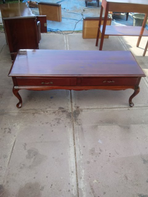 Mahogany Coffee Table With 2 Drawers