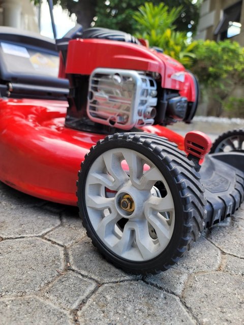 BRAND NEW Lawn Mower Troy Bilt Tb110