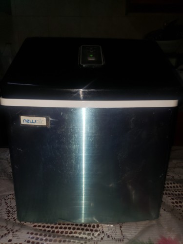 New Air Stainless Steel Ice Maker Countertop