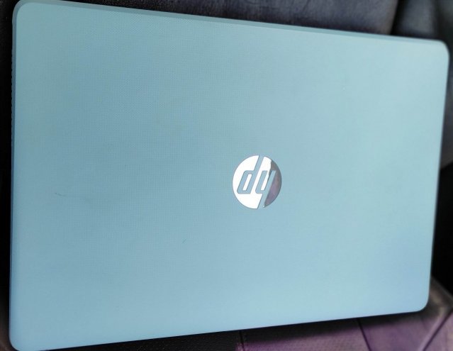 TOUCHSCREEN, Clean LIKE NEW HP LAPTOP