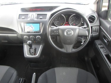 2011 Mazda Premacy 