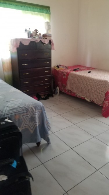 Shared Facility 1 Bedroom Rental For Female 