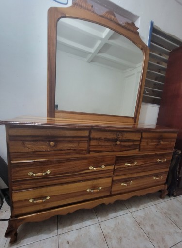 7 Drawer Dresser Solid Wood