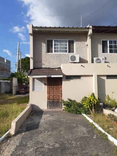 2 Bedroom 2 Bath Townhouse For Sale