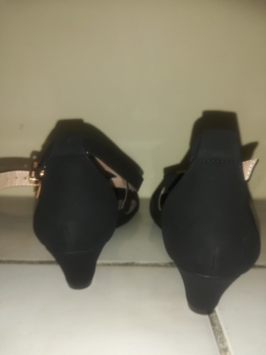 Black Woman Shoes Size 9