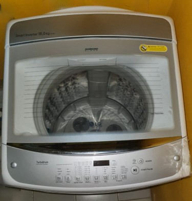 MUST GO!! LG 16kg Washing Machine $70,000