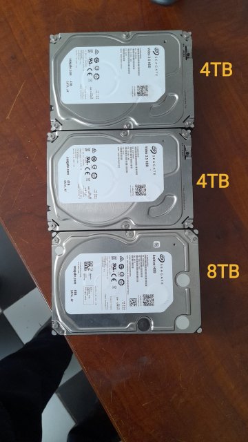 Terabytes Harddrive (4 TB ×2 & 8TB)