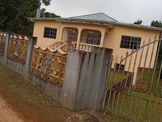 Price Negotiable! 5 Bedroom House For Sale 
