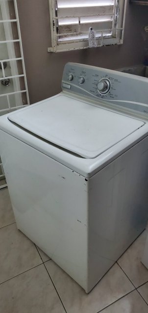Maytag Analog Washing Machine