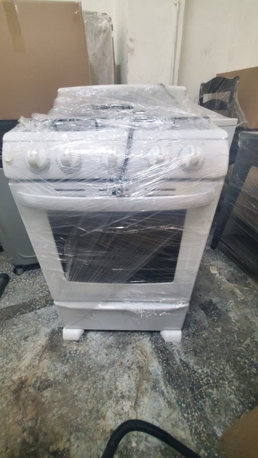 24 Inches Mabe White Stove 