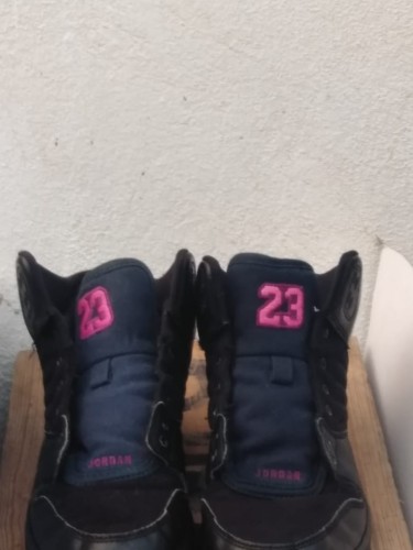 Size 4 Nike Jordan Original