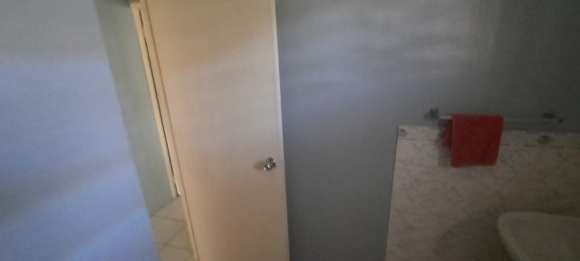 1 Bedroom  House For Rent