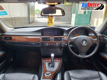 2011 BMW 325I