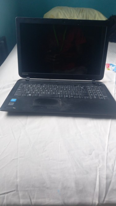  Used Toshiba Satellite C55-B6299 To Be Sold 