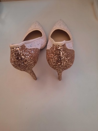 Beautiful Ladies Shoes For Sale