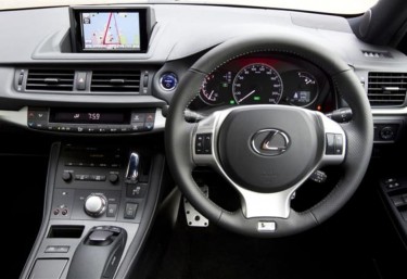 Lexus 2013 CT 200h Hybrid 