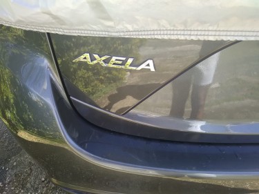 2014 Mazda Axela Sport 