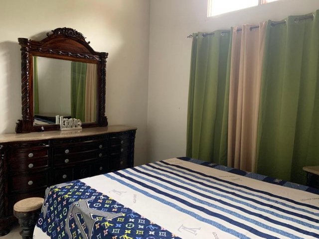 2 Bedroom Airbnb 130 USD Per Day