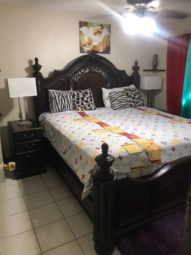 2 Bedroom Apt 110 USD Per Day. Short Term Rental