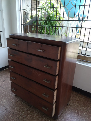 USED CHEST OF DRAWER