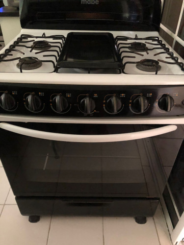 6 Burner Mabe Gas Stove For Sale
