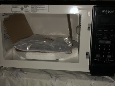 Whirlpool Microwave For Sale In St Catherine 