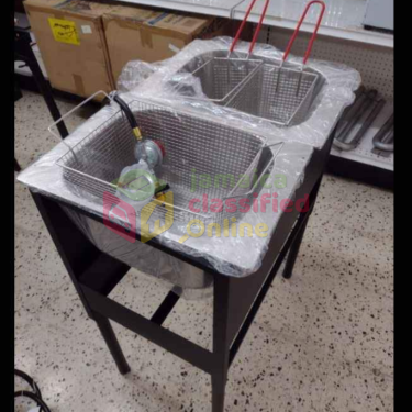 Combo DEAL. Deep Fryer & S/steel Prep Table 