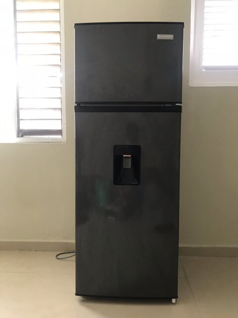 BlackPoint 9.5 Cu Ft. One Month Use. WhatsAppme 