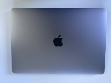 2020 MacBook Pro 13inch 16GB For Sale (WHATSAPP!!)