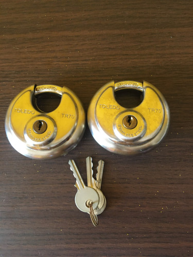 2 Locks With 3 Keys