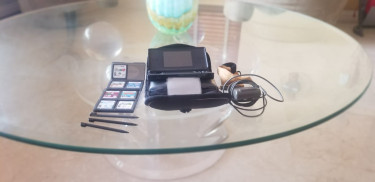 Nintendo DS Lite With Accessories 