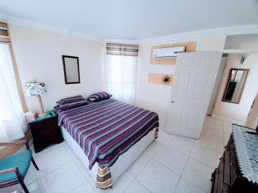 1 Bedroom Furnished Seacastle