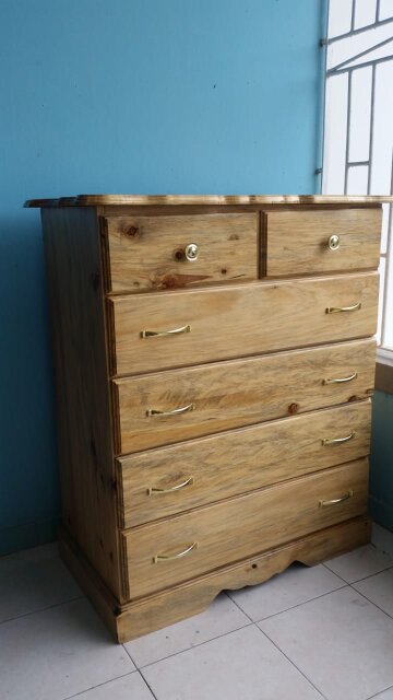 Natural Yellow Pinewood Chest Of Drawers
