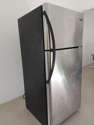 18 CU FT Frigidaire Stainless Steel Refrigerator