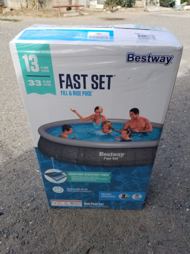 Bestway Easy Set Pool 13’x33”