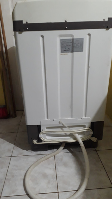 14.4 Kg MANUAL/SEMI AUTOMATIC CLOTHES WASHER