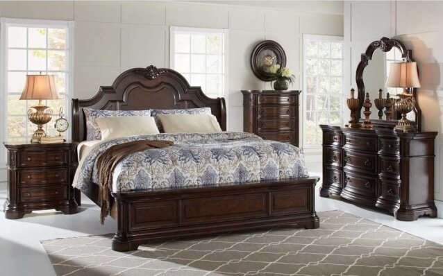 Price Negotiable King Size Bed Set