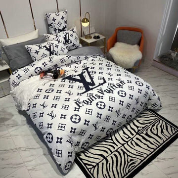 Louis Vuitton Black & White Bedding Set