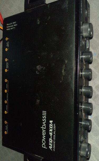 Powerbass Preamp Equalizer