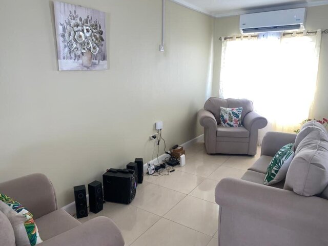 UNFURNISHED 2 Bedroom Townhouse