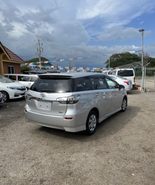 2013 Toyota Wish Newly Imported