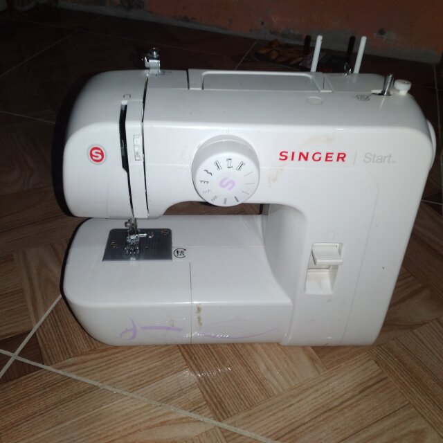 Singer Start1306 Sewing Machine