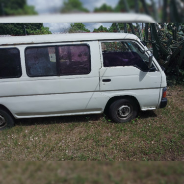 1991 Nissan Homy Caravan 