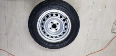 COMMERCIAL 14''  TIRE  165/80/14