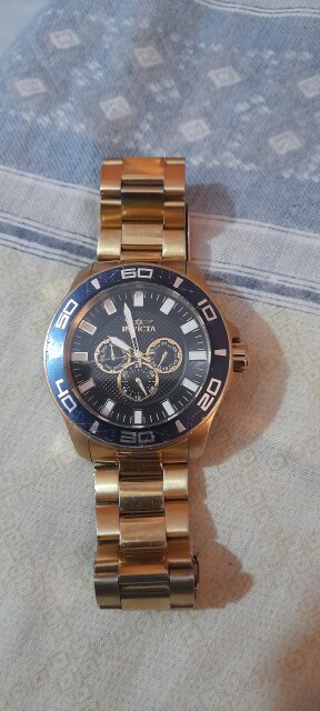 TWO USED GENUINE INVICTA WHATCHES 4 SALE.