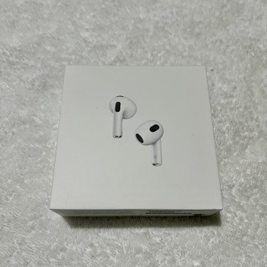 Original Apple AirPods 2 And 3