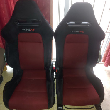 Type R Seats