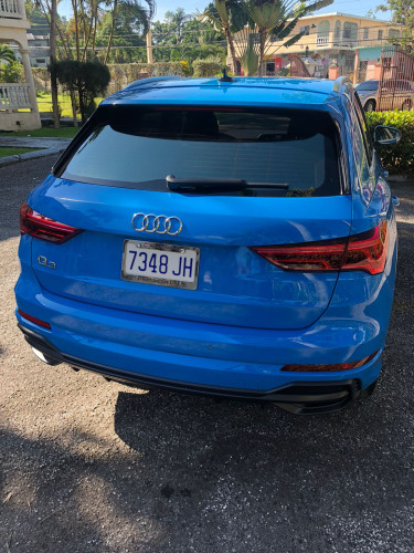 2019 Audi Q3 (S-Line)