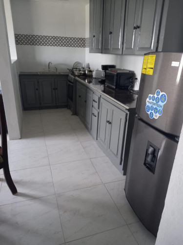 Spacious 1 Bedroom Apartment  Apartments Meadowbrook/Havendale Area